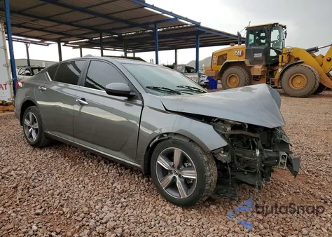 2021 Nissan Altima Sv z USA, uszkodzony, nr VIN 1N4BL4DV1MN414612